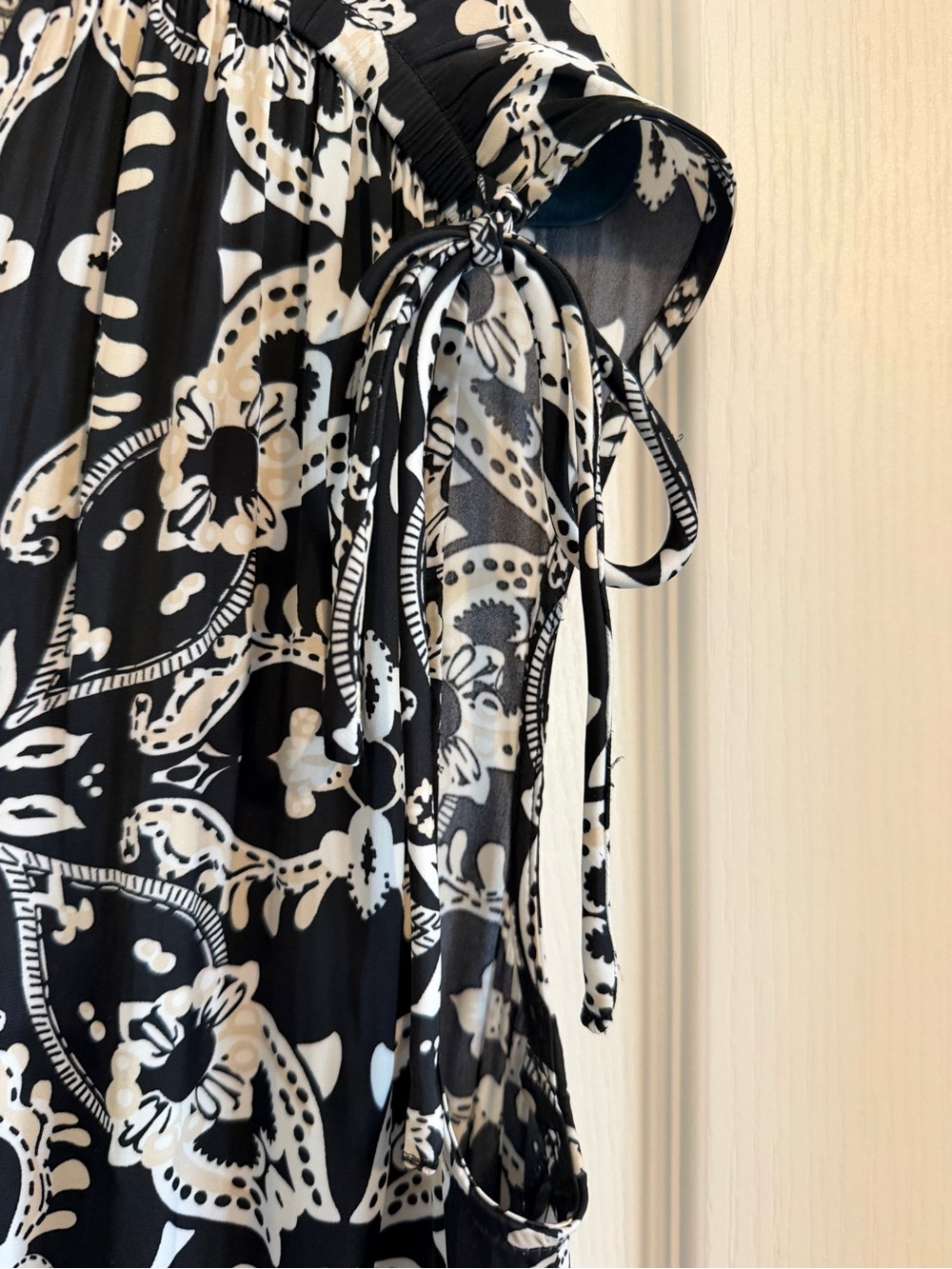LOFT Black and Cream Printed V-Neck Maxi Dress - Picture 5 of 7
